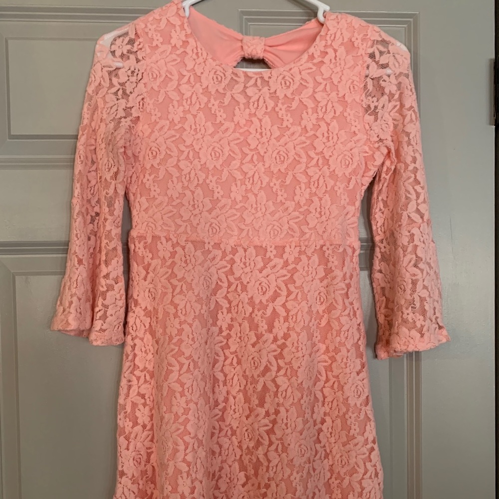 Cute Sunday dress in great condition!!
